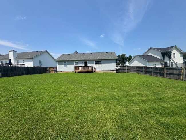 Building Photo - 371 Andrew Dr