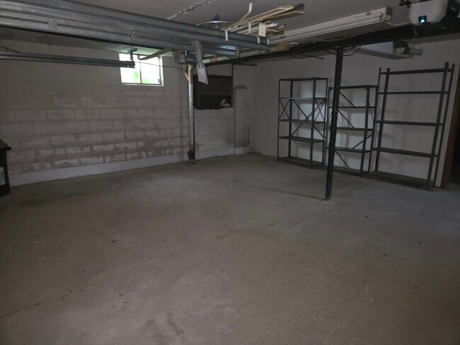 Building Photo - 1125 S Long Lake Blvd