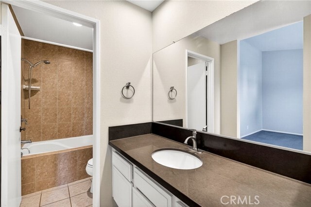 Building Photo - 2351 Applewood Cir