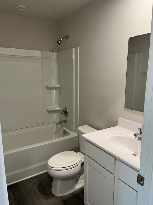 Building Photo - 1607 Mountain Ash Ln