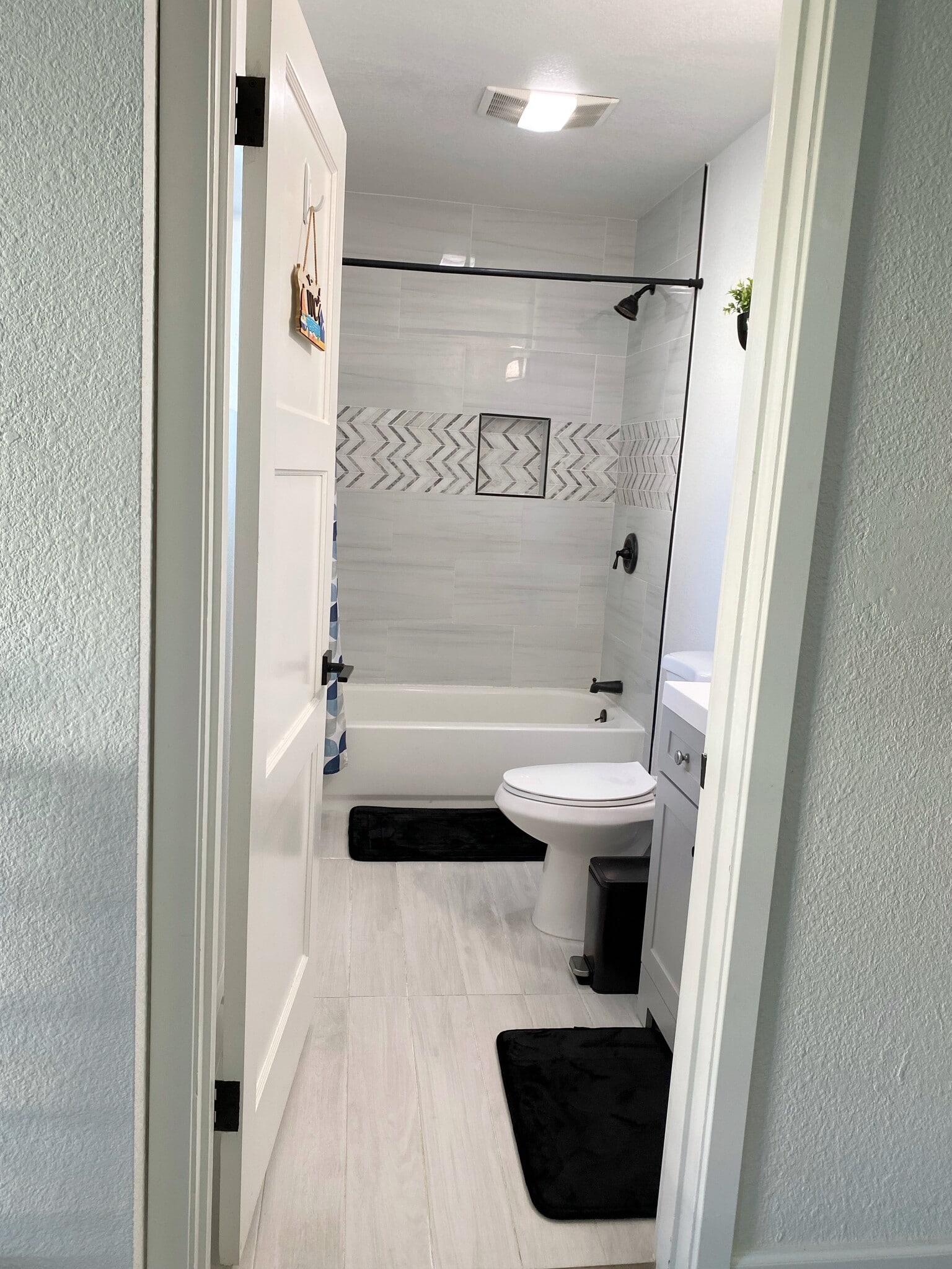 Building Photo - 416 N Lee Ave