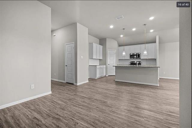 Building Photo - 1909 Javelina St