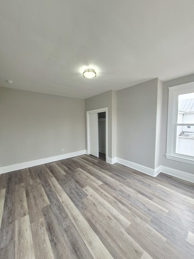 Building Photo - 3325 Florida Ave