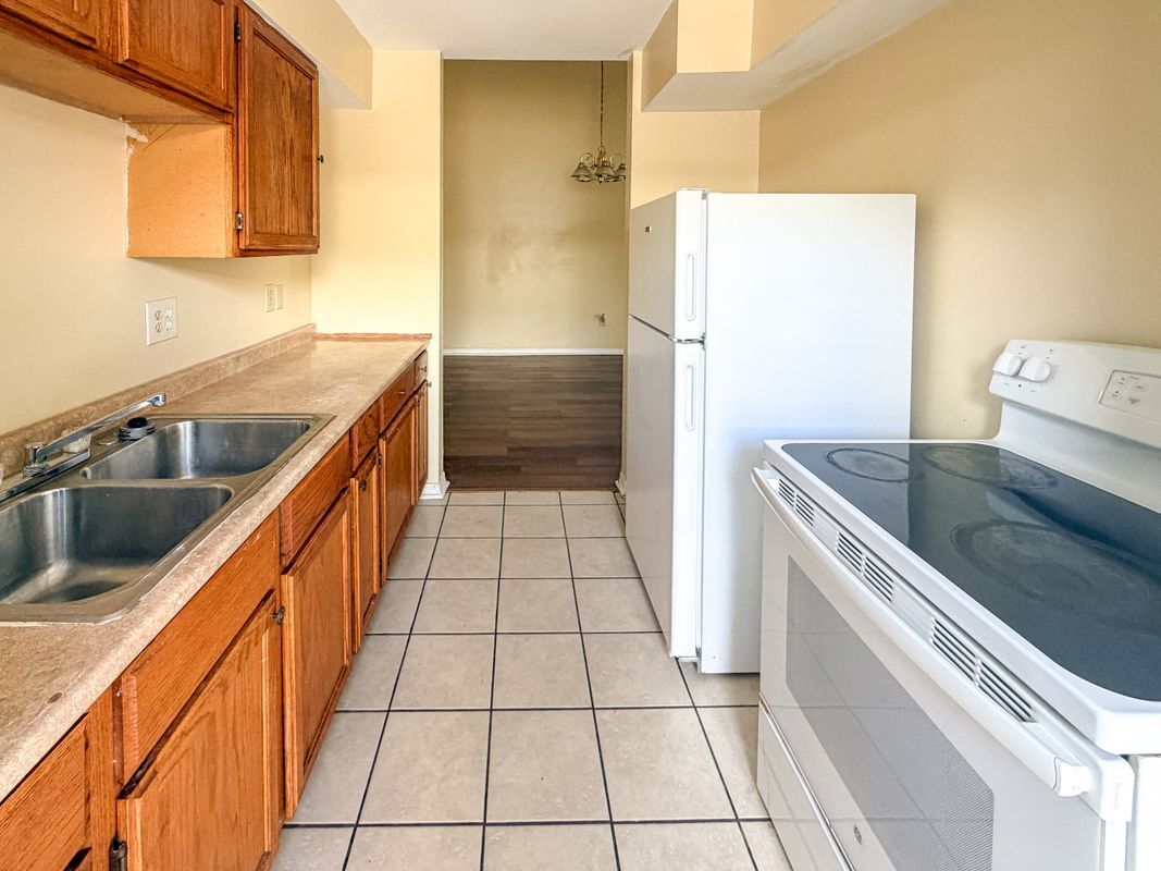 Building Photo - 7621 Alabama St