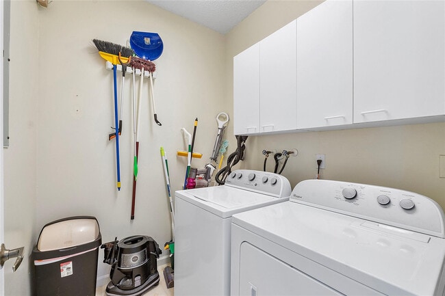 Building Photo - 15883 NW 11th St