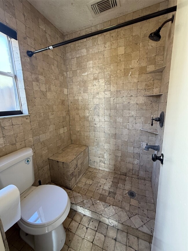 Building Photo - 8507 Clover Land Ct