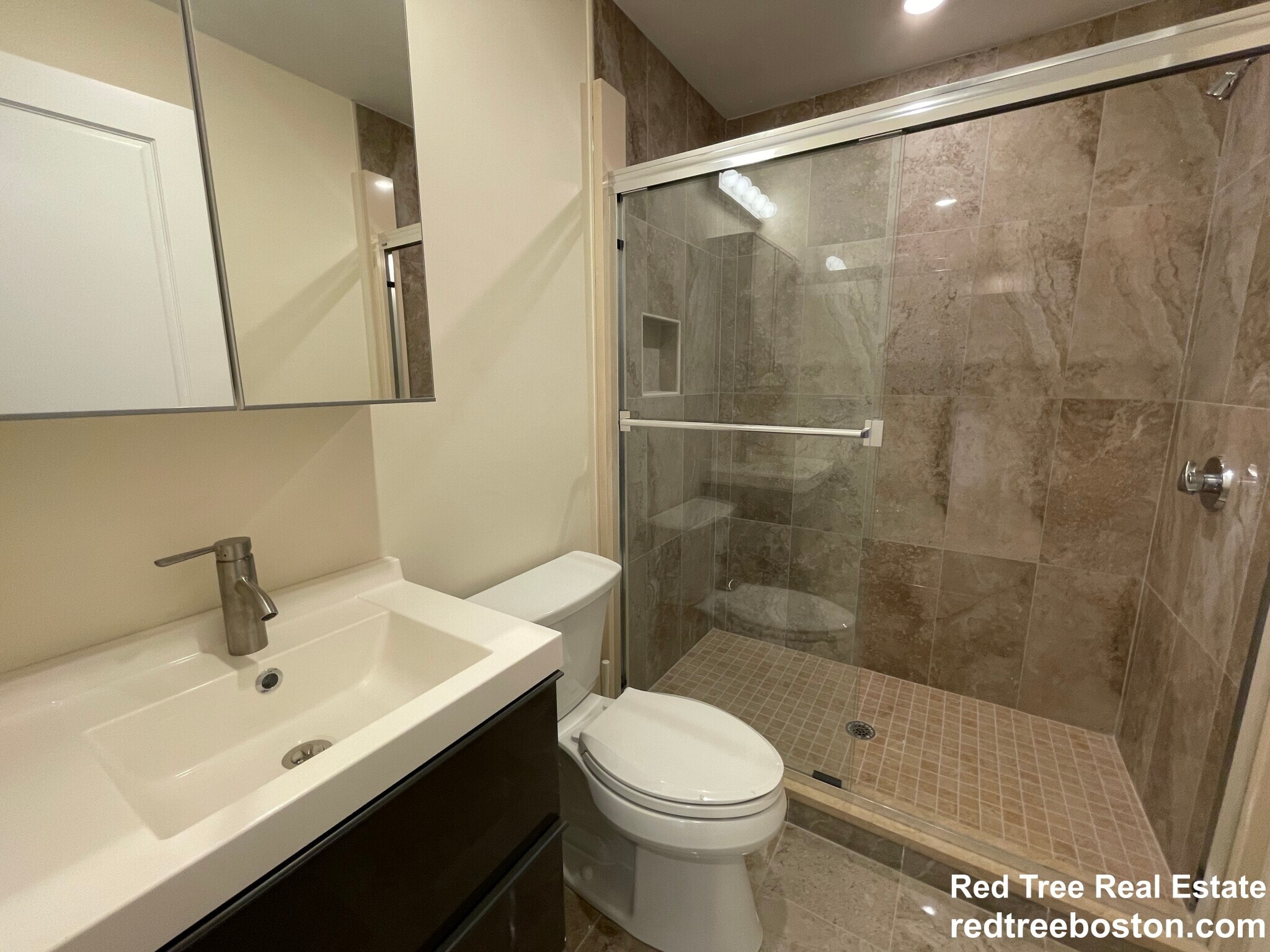 Building Photo - 1028a Commonwealth Ave