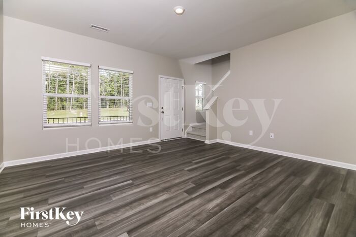 Building Photo - 456 Barnes Lndg Dr