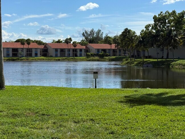 Building Photo - 1740 Windorah Way