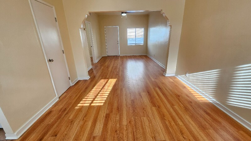 Building Photo - 340 Douglas St