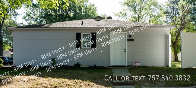Building Photo - 3555 Riverside Dr