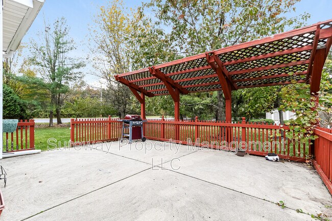 Building Photo - 1 Elkington Dr