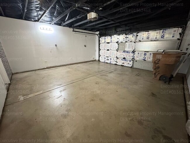 Building Photo - Corner lot 4-bedroom, 2-bathroom home