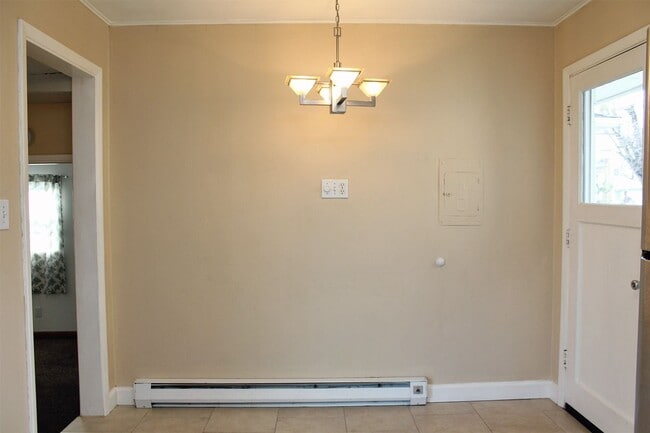 Building Photo - 4926 NE 77th Ave