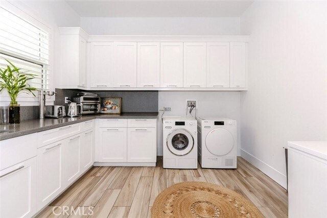 Building Photo - 20300 Windsor Ln