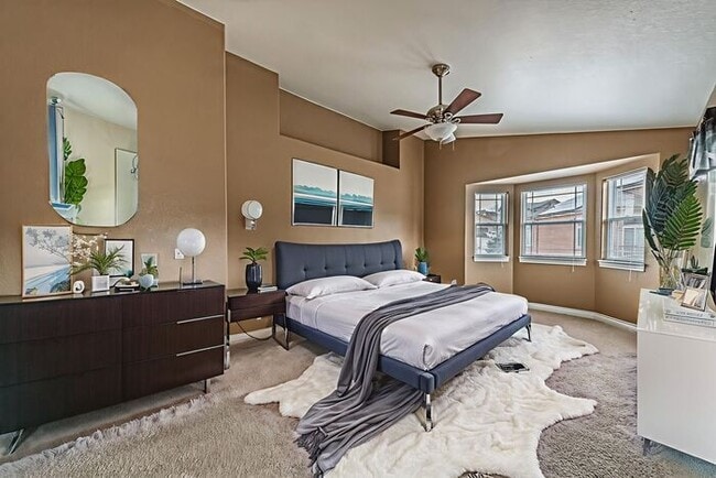 Building Photo - Stunning 5BR Home with Luxury Master Suite & Low-Maintenance Yard!