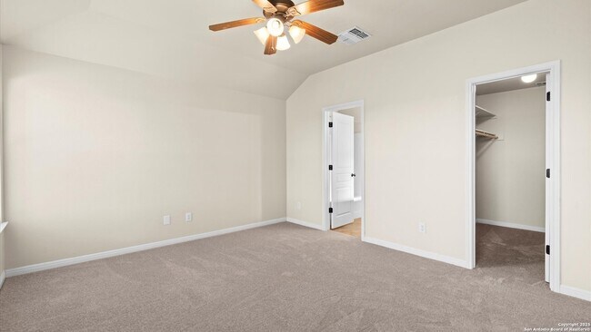 Building Photo - 1123 Blazewood Dr