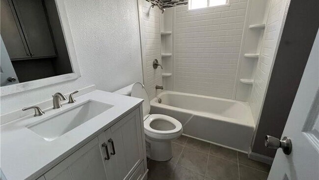 Building Photo - 3911 Torsby Pl