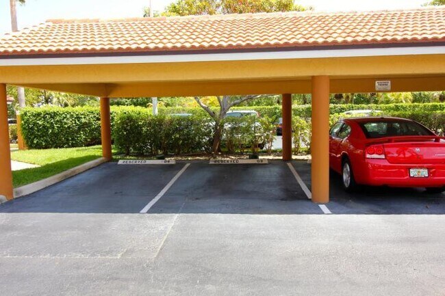 Building Photo - 157 Yacht Club Way