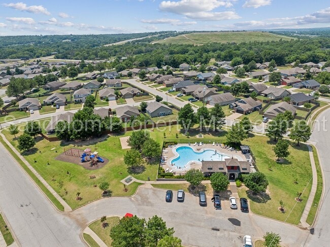 Building Photo - FOR LEASE | Jenks | Available Now!