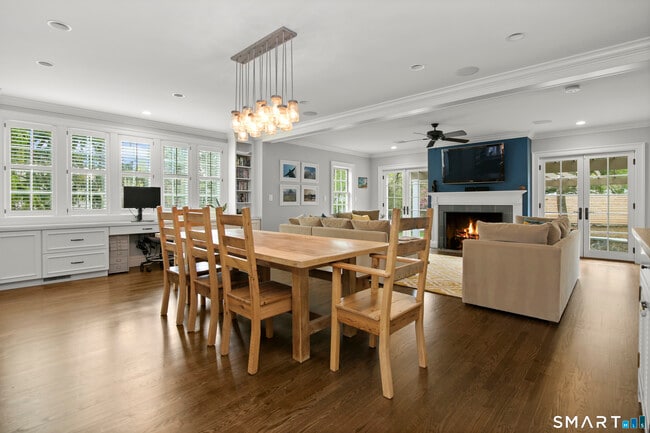 Building Photo - 14 Winslow Ln