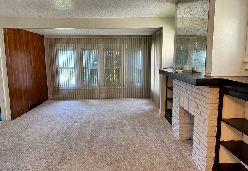 Building Photo - 1116 Parkside Ave