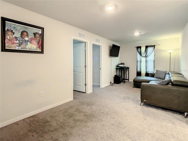 Building Photo - 30344 Marquette Ave