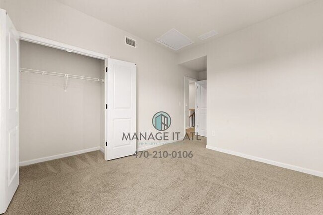 Building Photo - 3102 Ace Blvd