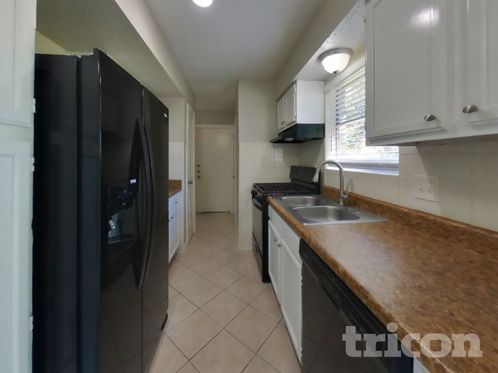 Building Photo - 7519 Lobera Dr