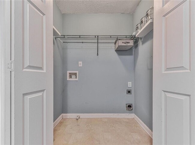 Building Photo - 388 Weatherstone Pl