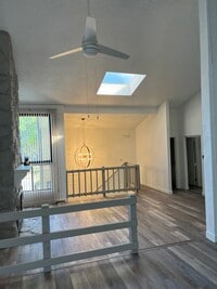 Building Photo - 1147 S Marshall St