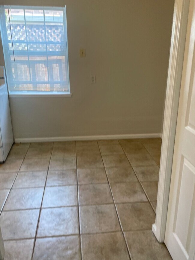 Building Photo - 3738-3742 Randolph Ave