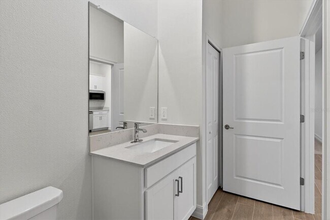 Building Photo - 6925 116th Ct E