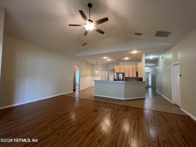 Building Photo - 3466 Laurel Leaf Dr