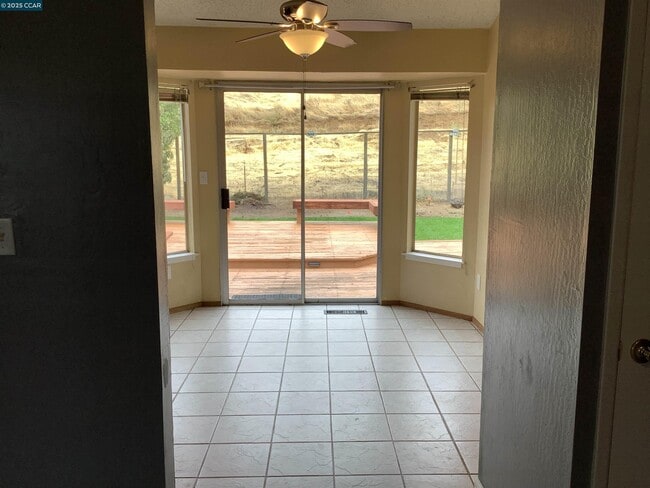 Building Photo - 2265 Jacqueline Dr