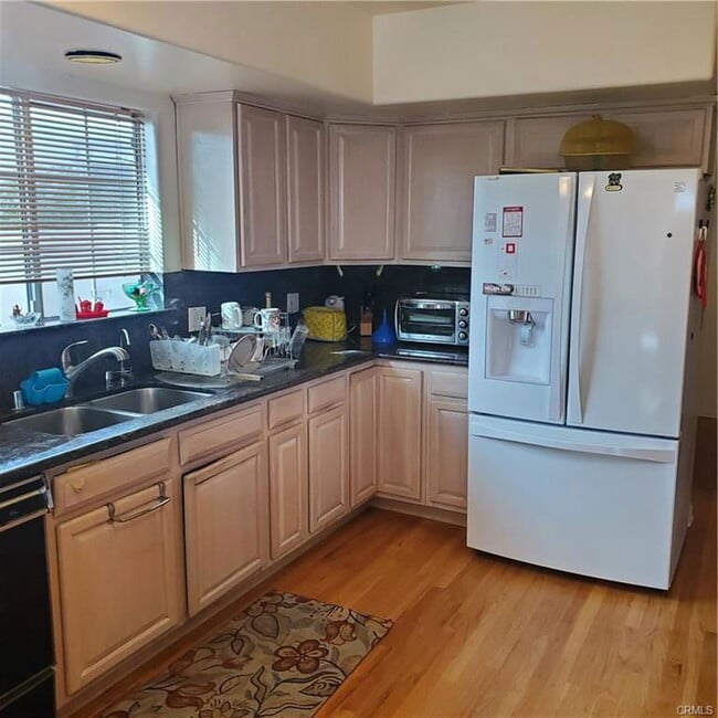 Building Photo - 12944 Woodbridge St