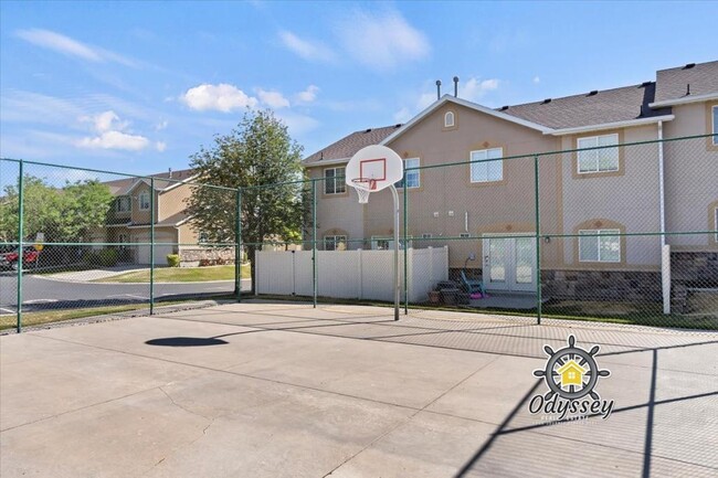 Building Photo - 5556 Geronimo Way