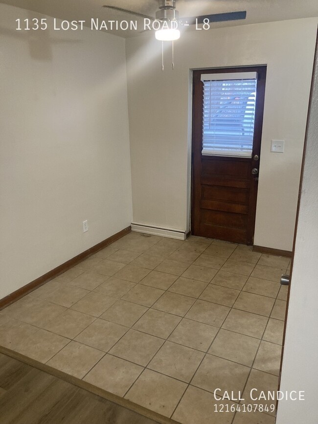 Building Photo - Newly Renovated 1 Bedroom Apartment!