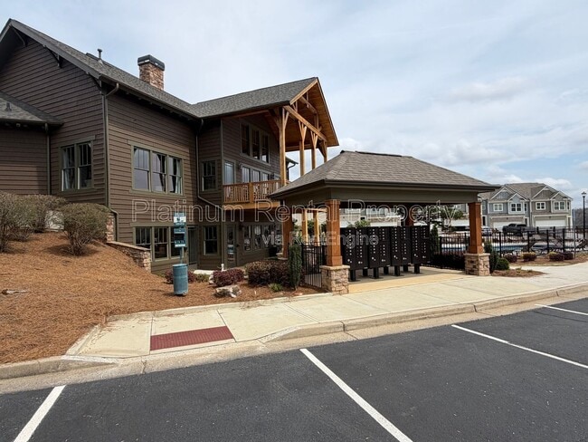 Building Photo - 42 Rustin Rdg