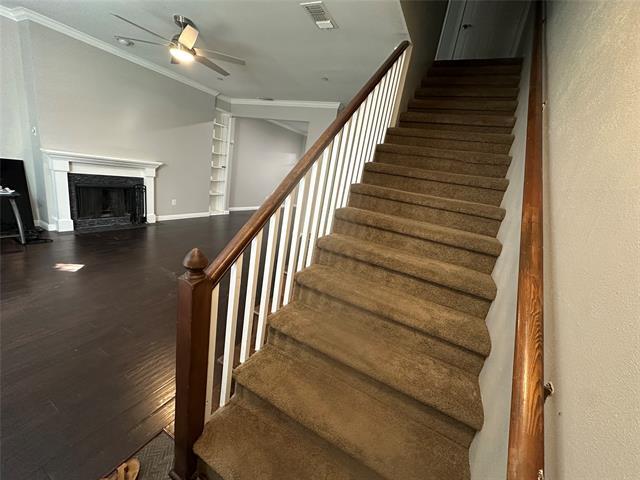 Building Photo - 3919 Cole Ave