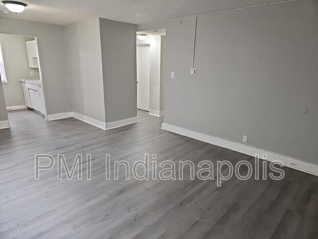 Building Photo - 8 N Butler Ave