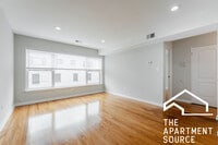 Building Photo - 6535 N Mozart St