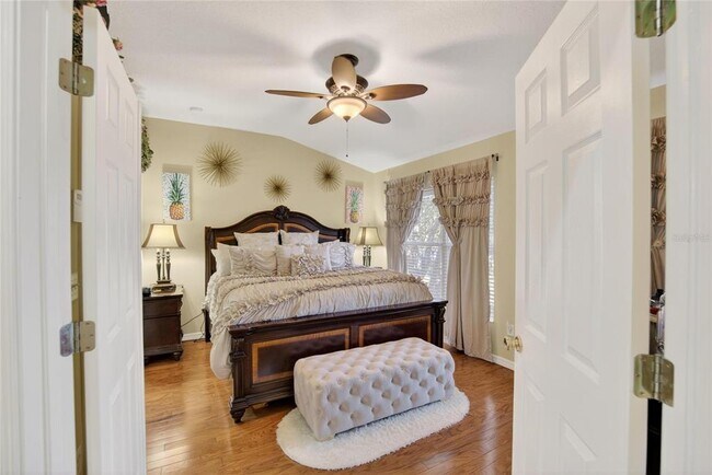 Building Photo - 209 Sawtooth Dr