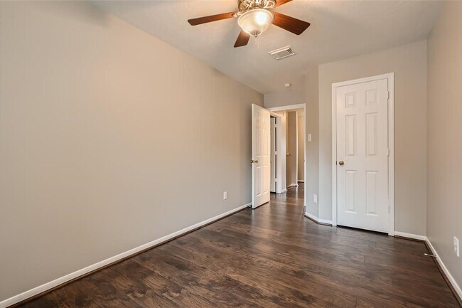 Building Photo - 3810 Breaker Ct