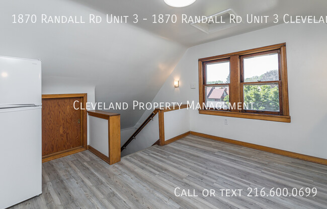 Building Photo - Renovated Multi-Unit in the Heart of Ohio ...