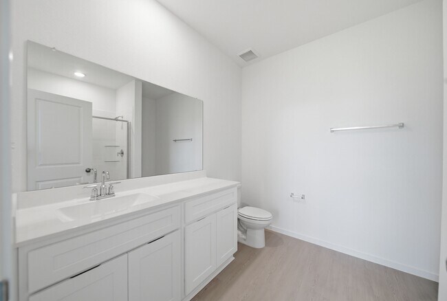 Building Photo - 833 High Mesa Ln