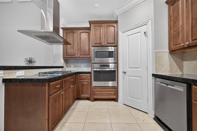 Building Photo - 13423 Preston Cliff Ct