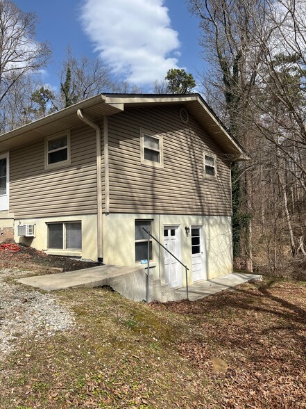 Building Photo - 9965 Summer Breeze Dr