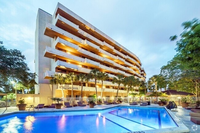 Building Photo - Chateau Mar Golf Resort