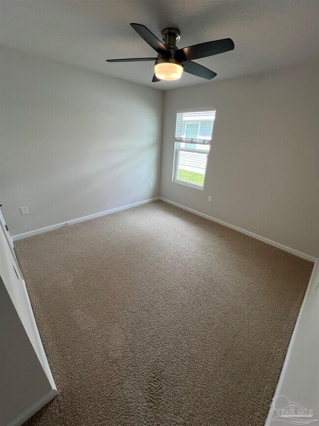 Building Photo - 5273 Peach Dr